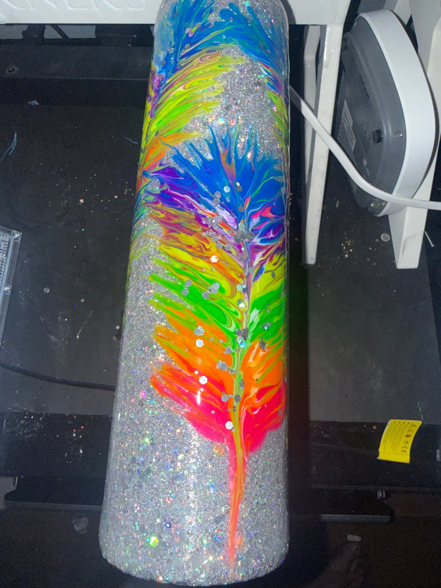 Neon Glow Feather 32oz Tipsy Magnolia Plump