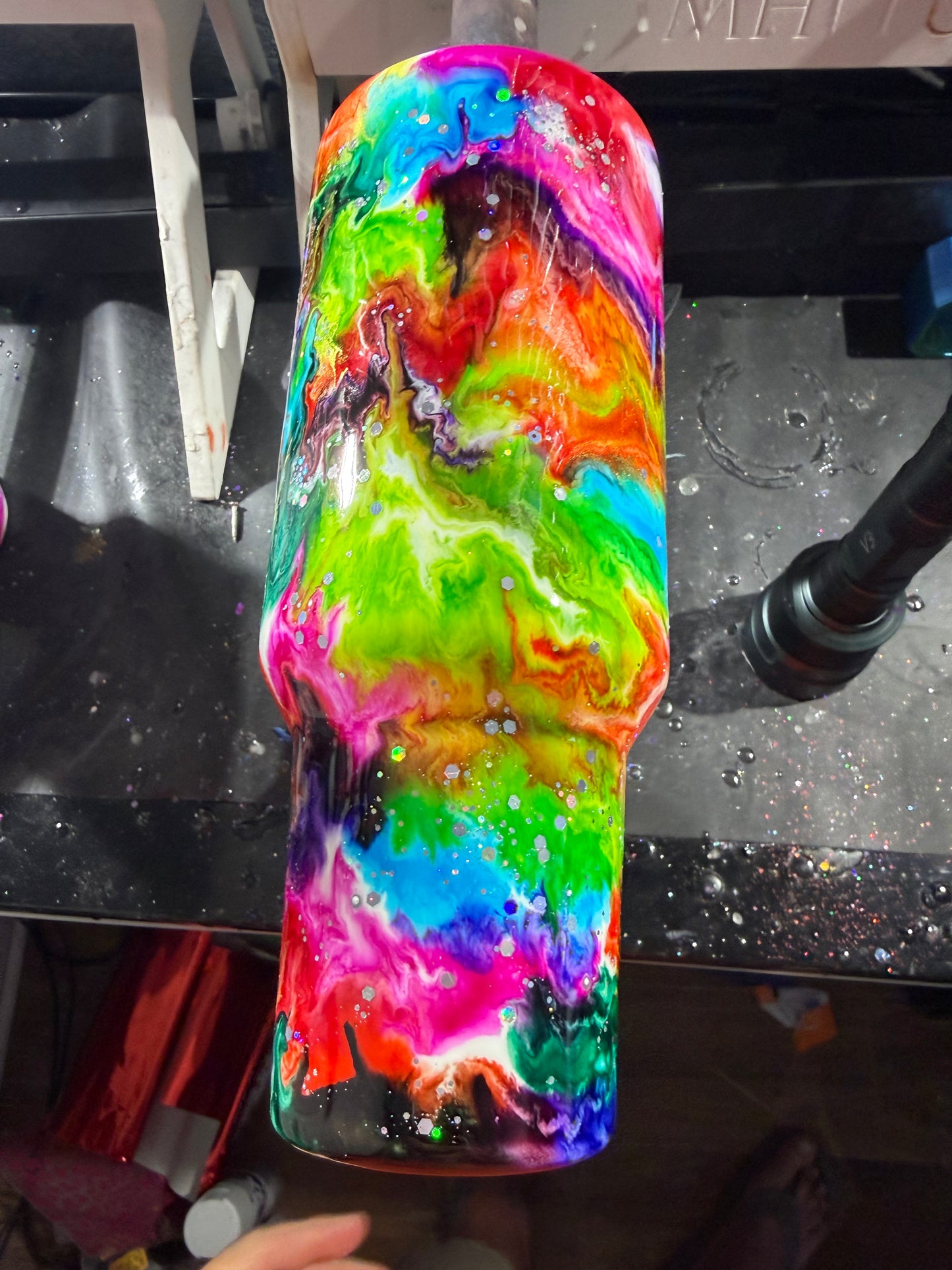40oz Tipsy Big Betty Glow