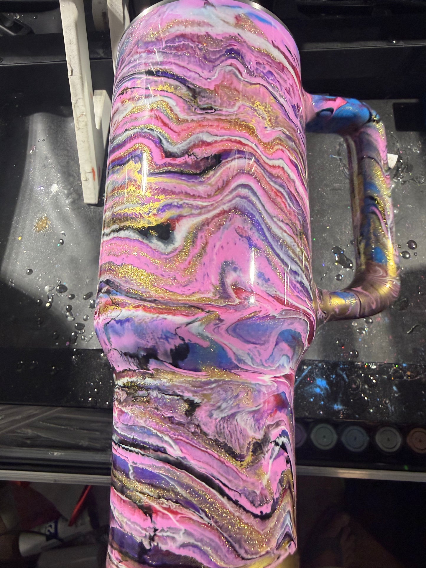 40oz Tipsy Big Betty Glow Blurred Lines